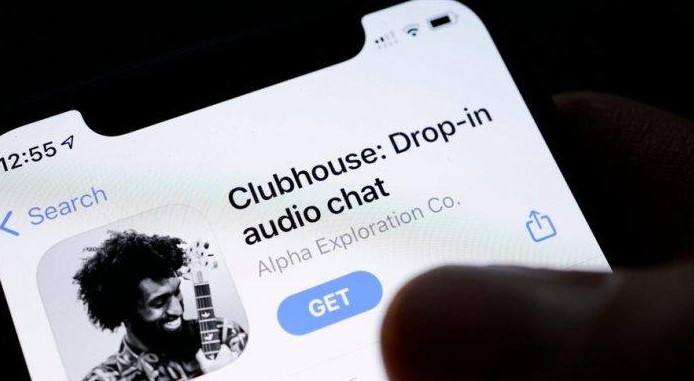 Aplikasi Clubhouser